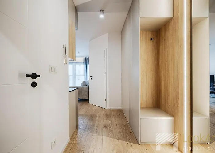 Diasfera Prestige By Lookap Łódź